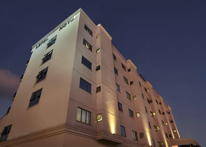 Lefel Hotel