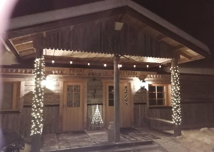 Isokenkaeisten Klubi - Wilderness Lodge