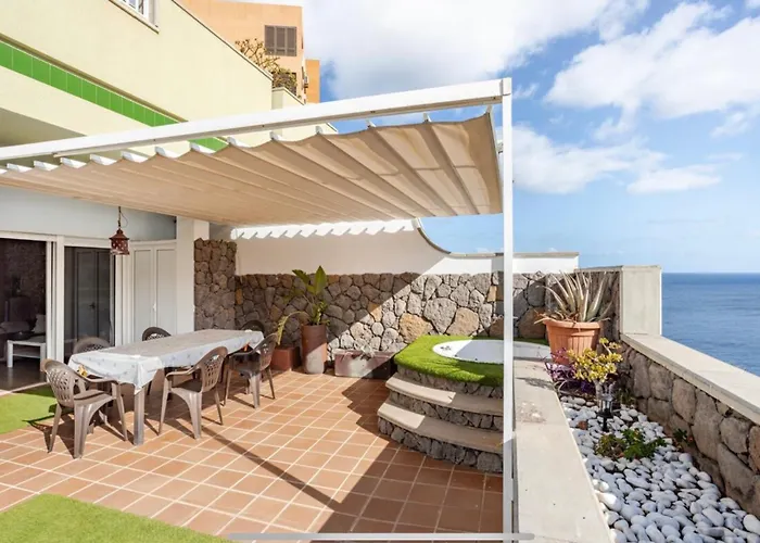 Apartamento Con Vistas Al Mar Y Jacuzzi Privado