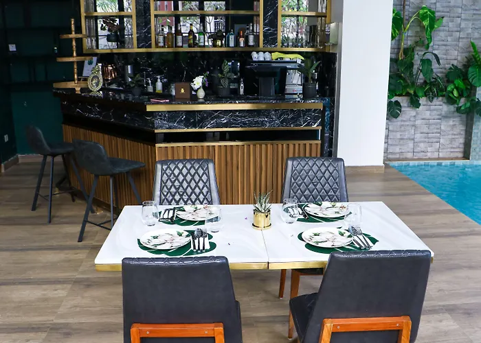 Mettavary Hotel