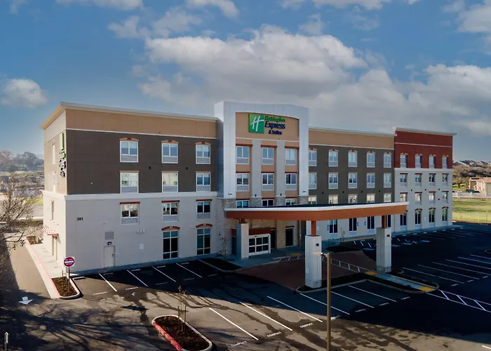 Holiday Inn Express & Suites - Hollister By Ihg