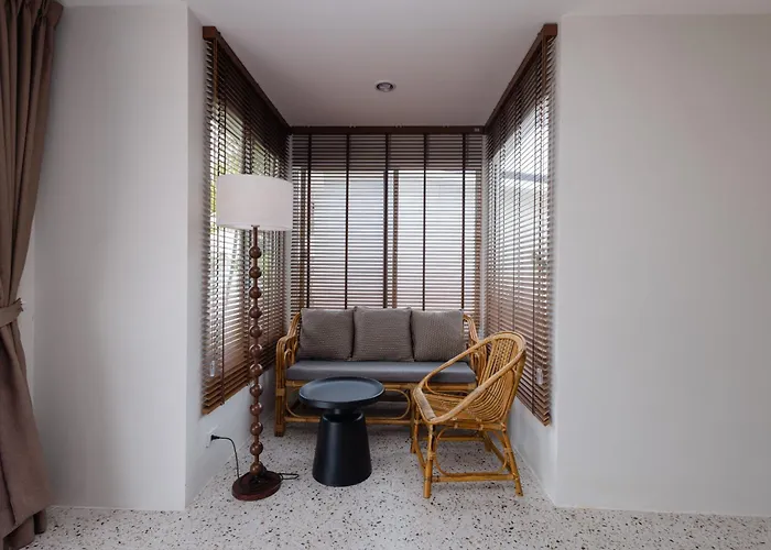 Sea Escapes Resort