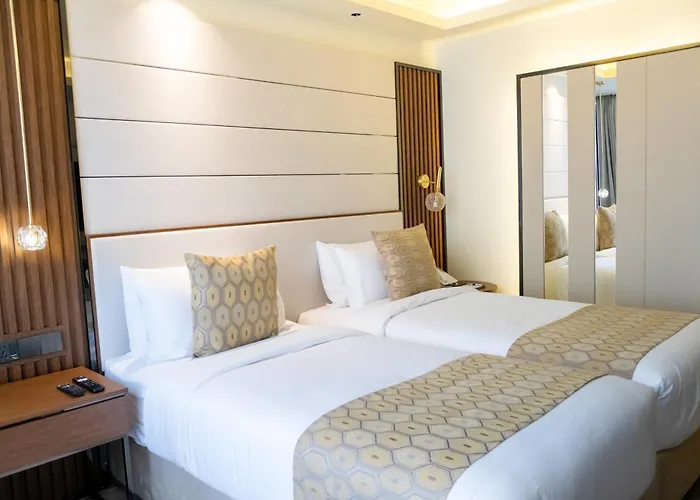 Ramada By Wyndham Cox'S Bazar Kolatoli Beach
