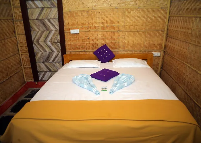 Shanthi Dhama Resort, Hampi