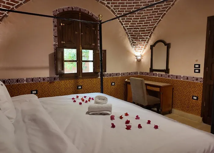 El Juneina Boutique Villas