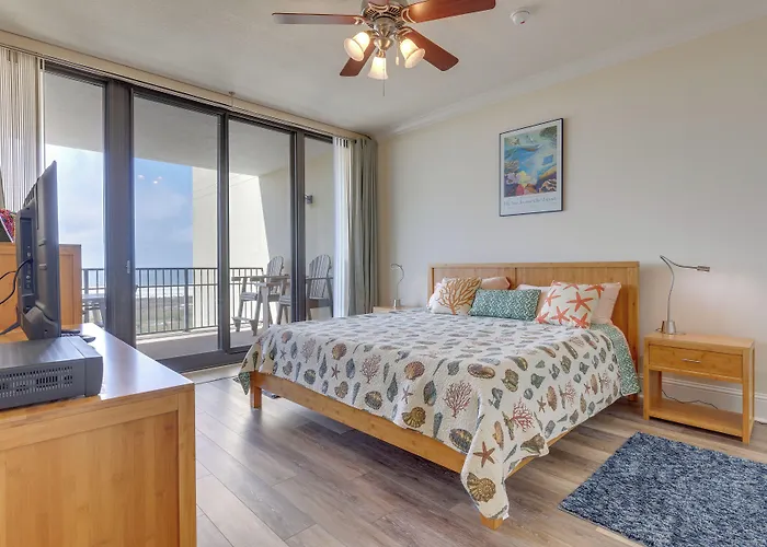 Beachfront Dauphin Island Condo W/ 2 Pools & Sauna