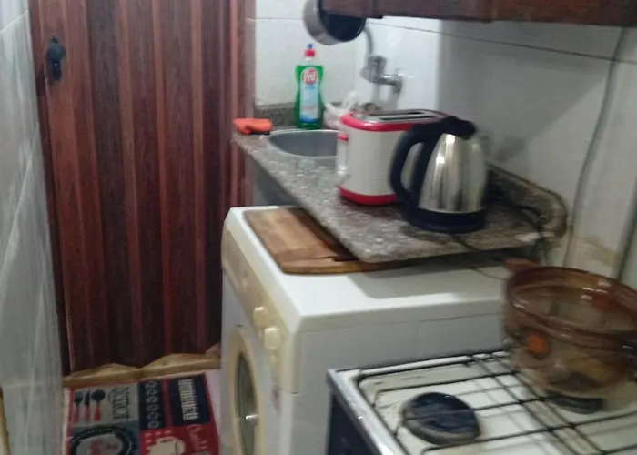 Affordable Downtown Studio Steps To Sea Free Wifi