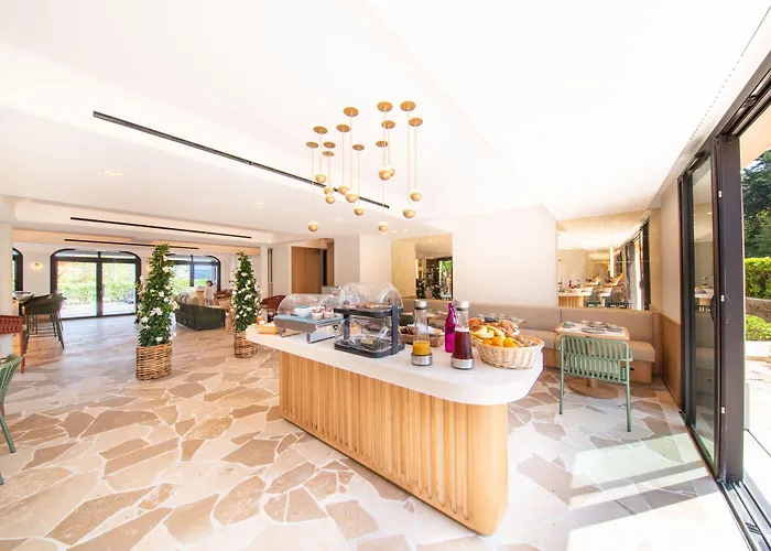 Hotel Brin D'Azur - Saint Tropez