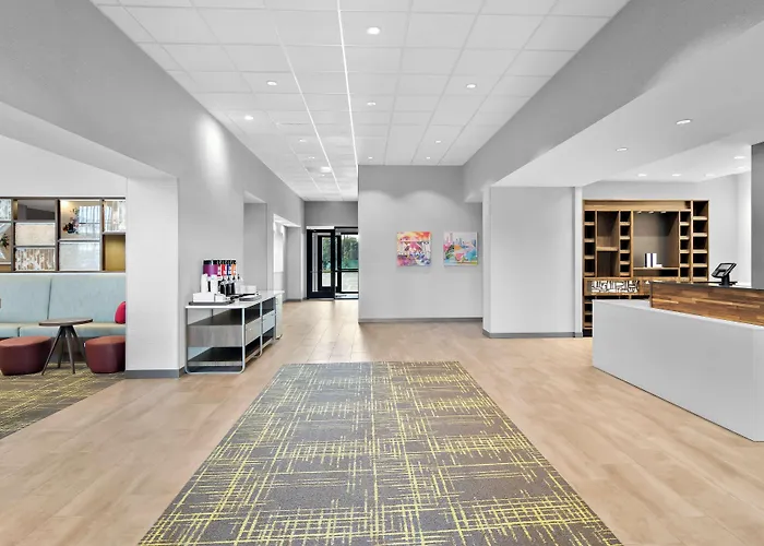 Hampton Inn & Suites Chicago Medical District Uic