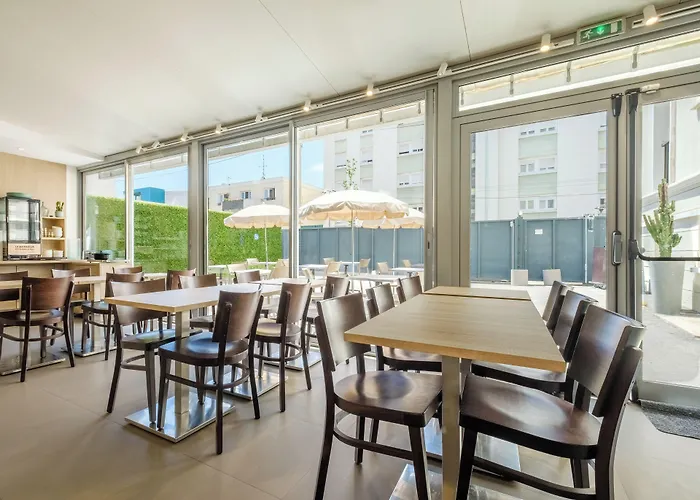 B&B Hotel Antibes Juan-Les-Pins