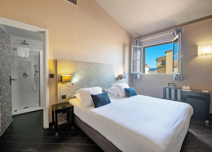 Hotel Pozzo Di Borgo