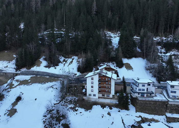 Hotel Buckelhof - See - 20 Min From Ischgl - Free Liftpass Summer