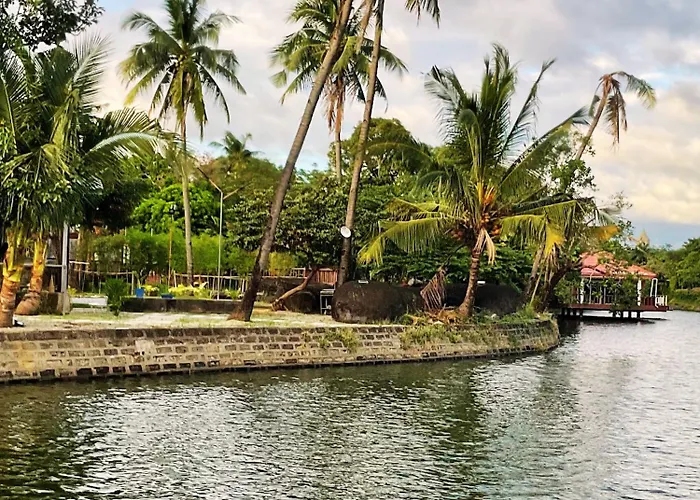 Rivercoves Resorts