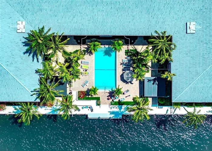 Boca Intercoastal Stay By Aureum, Pool, Gym, Walk To Beach