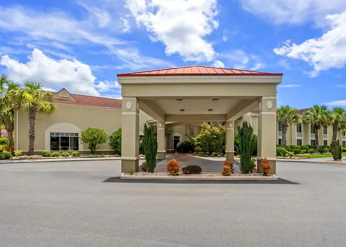 Comfort Inn & Suites Walterboro I-95