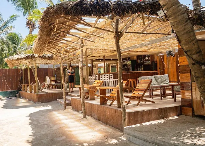 Bella'S Backpackers Hostel