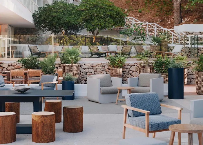 Mondrian Beach Lifestyle Resort By Accor