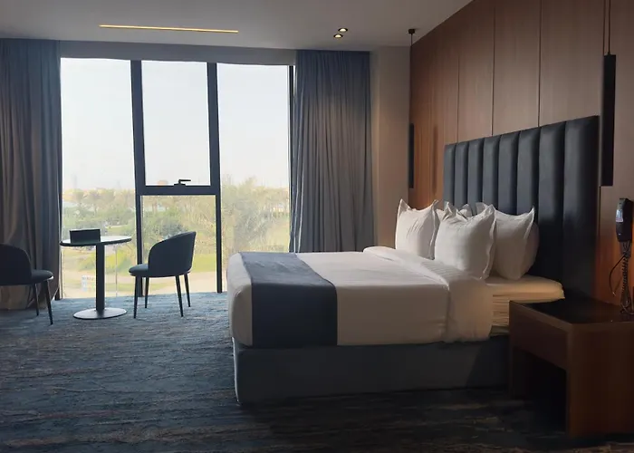Nasim Azraq Hotel