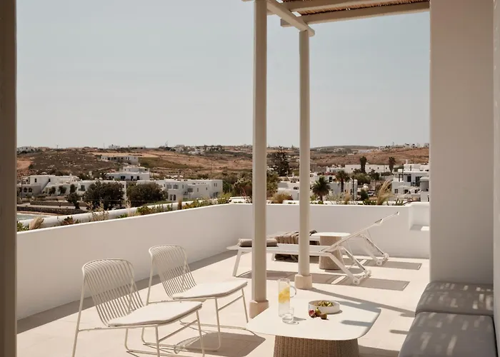 Akria Seaside Suites