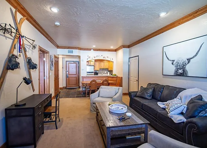 Alpine-Style Zermatt King Villa With Full Kitchen Near Park City & Deer Valley Ski Resorts - 2068