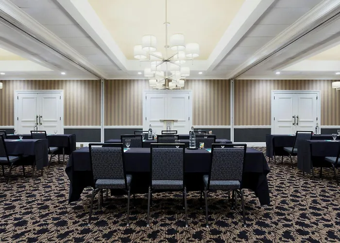 Sheraton Charlotte Hotel