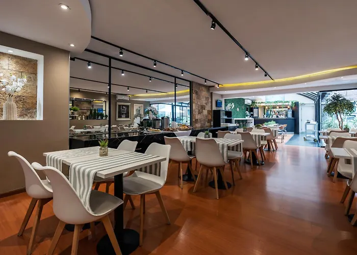 Pocitos Plaza Hotel