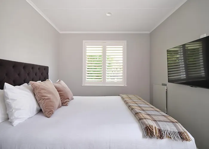 Suncourt Hotel & Conference Centre