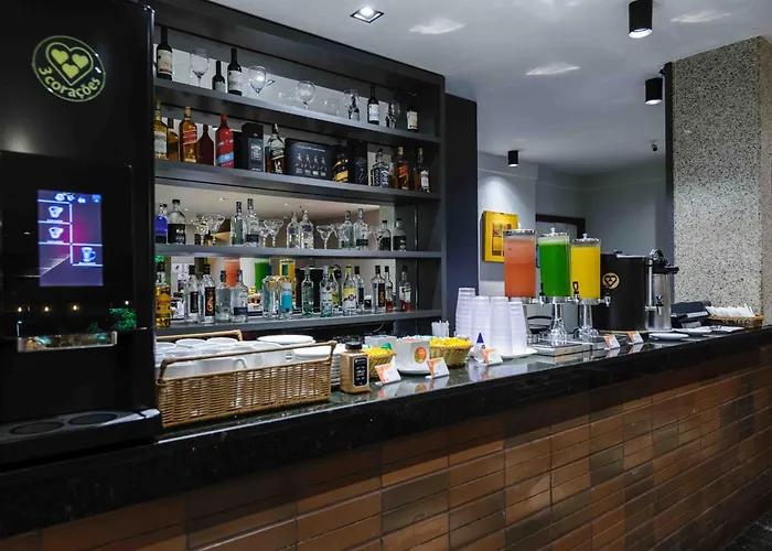 Vitoria Praia Hotel