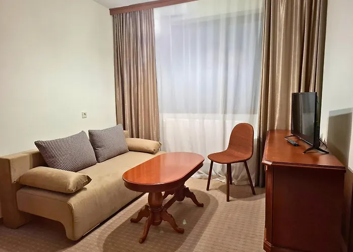 Elina Hotel