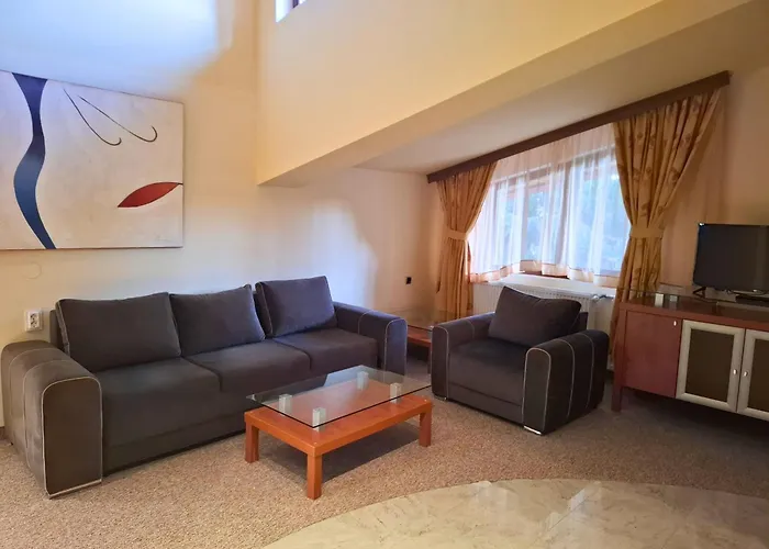 Elina Hotel