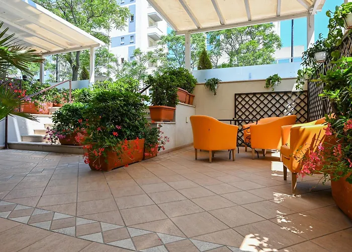 Amadei Hotel Figaro & Apartments