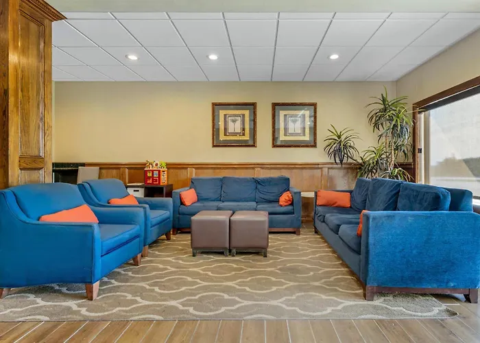 Comfort Inn & Suites Triadelphia - Wheeling