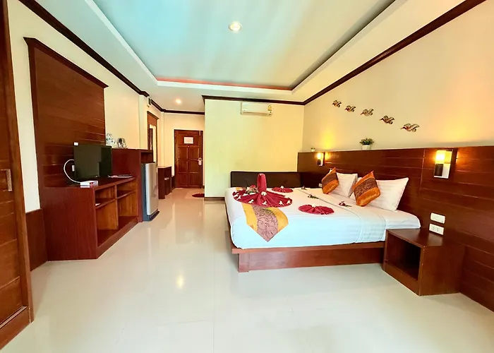 Peaceful Resort , Long Beach - Koh Lanta
