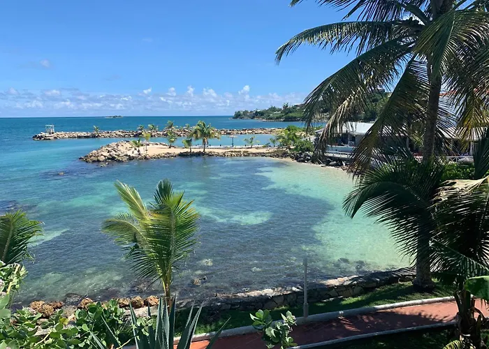 Northshore Seaside Suites