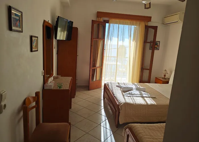 Avlonitis Rooms