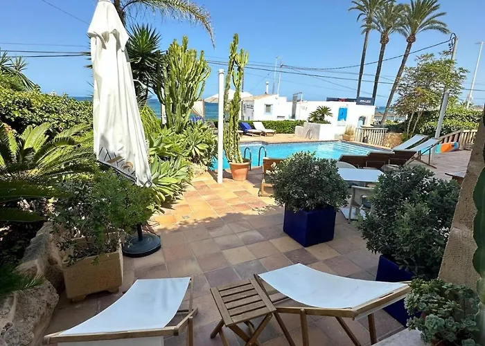 Botanico Boutique Suites