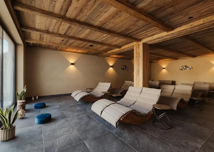 Laguscei Dolomites Mountain Hotel