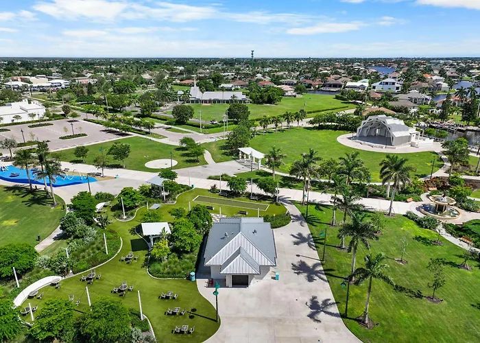 Beachfront Condo With Pool And Wraparound Balcony