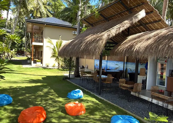 Southseas Beach Resort And Dive Center