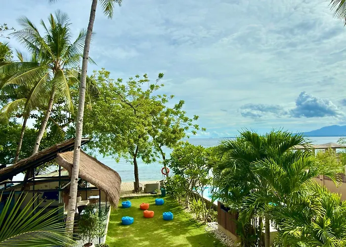 Southseas Beach Resort And Dive Center