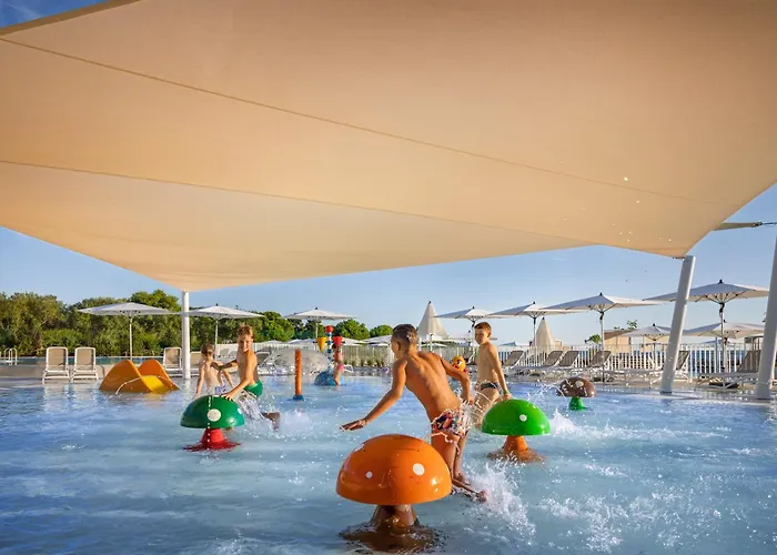 Maistra Camping Amarin Mobile Homes