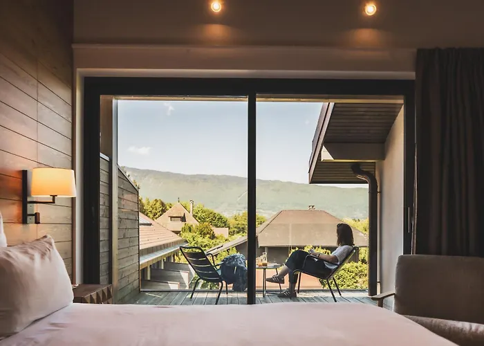 Villa Caroline, hôtel santé bien-être Lac d'Annecy, détox et jeûne