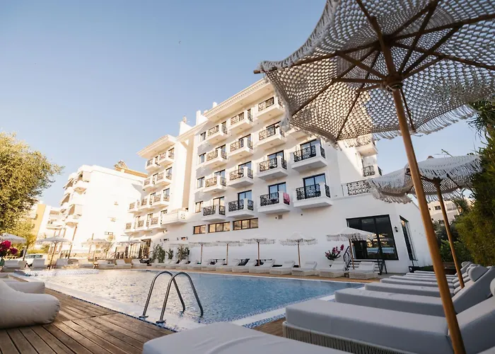 Chimaera Hotel