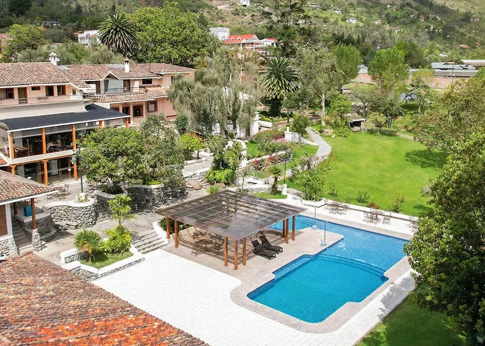 Uzhupud Garden Hotel & Lodge