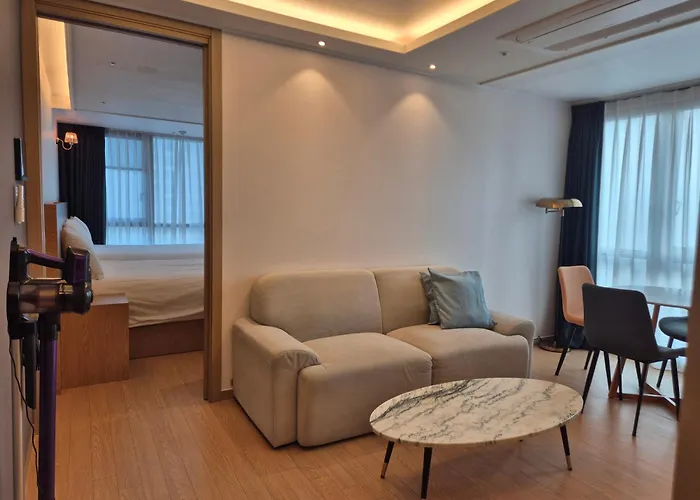 The Solid Residence - Elbon The Stay By Haeundae