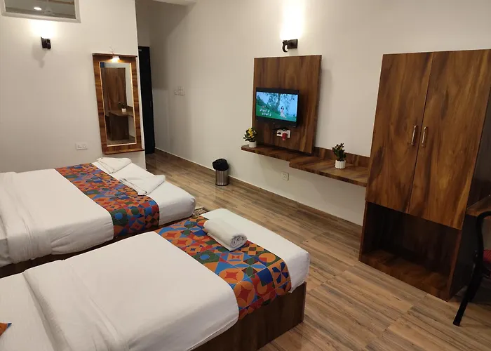 Hotel Greenery View