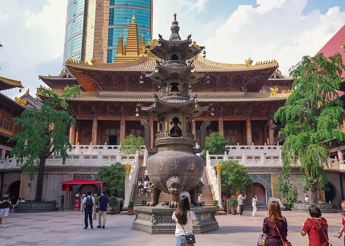 Savhe Hotel On The Bund Nanjing Road Pedestrian Street