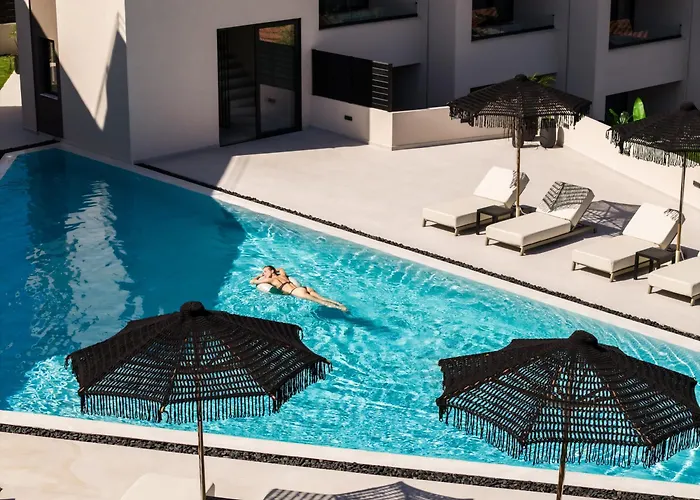 Nimfi Suites