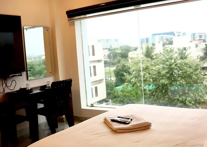 Hotel Rhythms Manapakkam