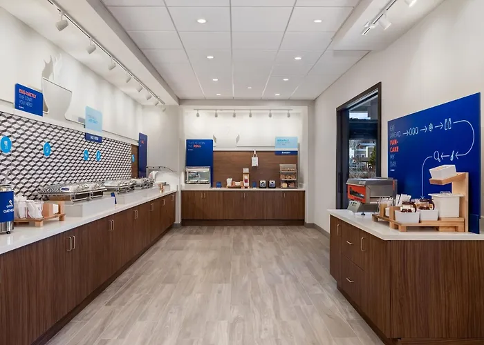 Holiday Inn Express & Suites Steamboat Springs By Ihg